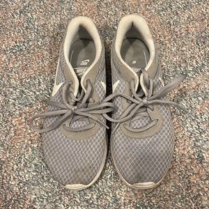 Nike tennis shoes. Size 7